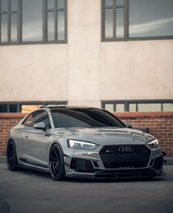 Audi RS5 / S5 / A5