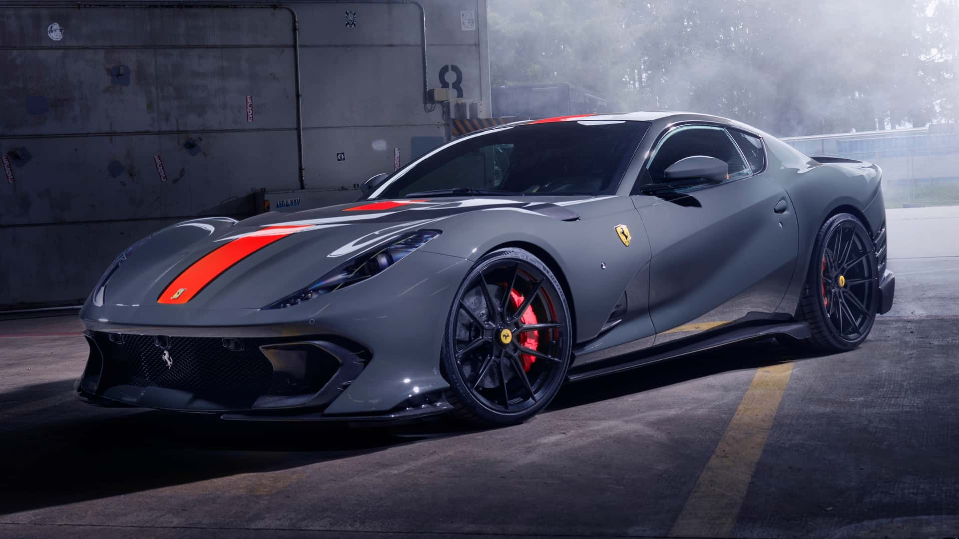Ferrari 812