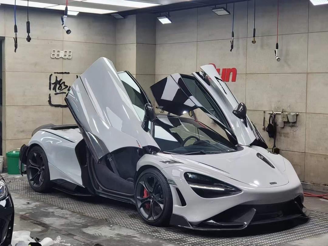 https://www.thecarbonindustries.com › products › 765lt-conversion-full-body-kit-mclaren-720s