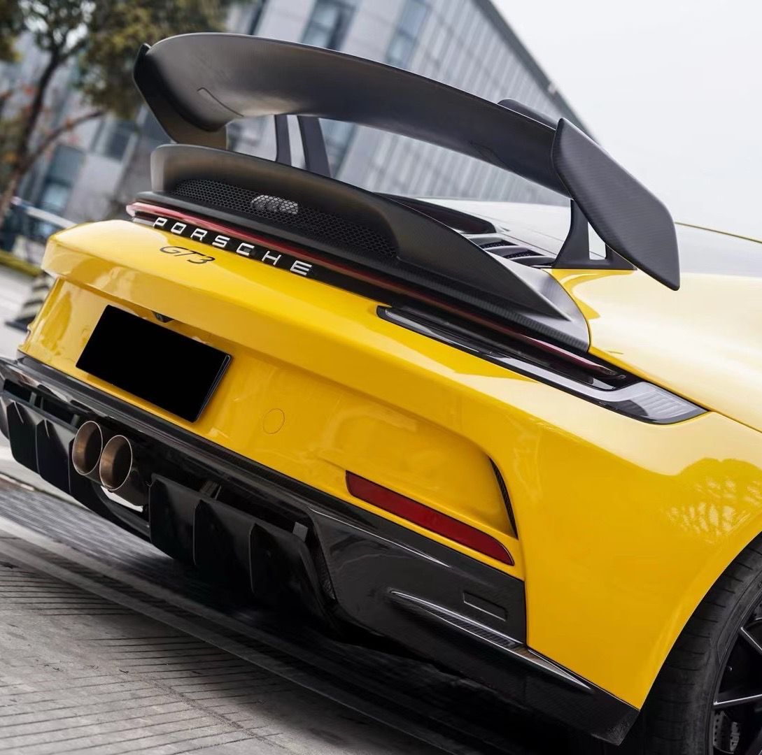 Carbon Fiber Rear Diffuser for Porsche 992 GT3
