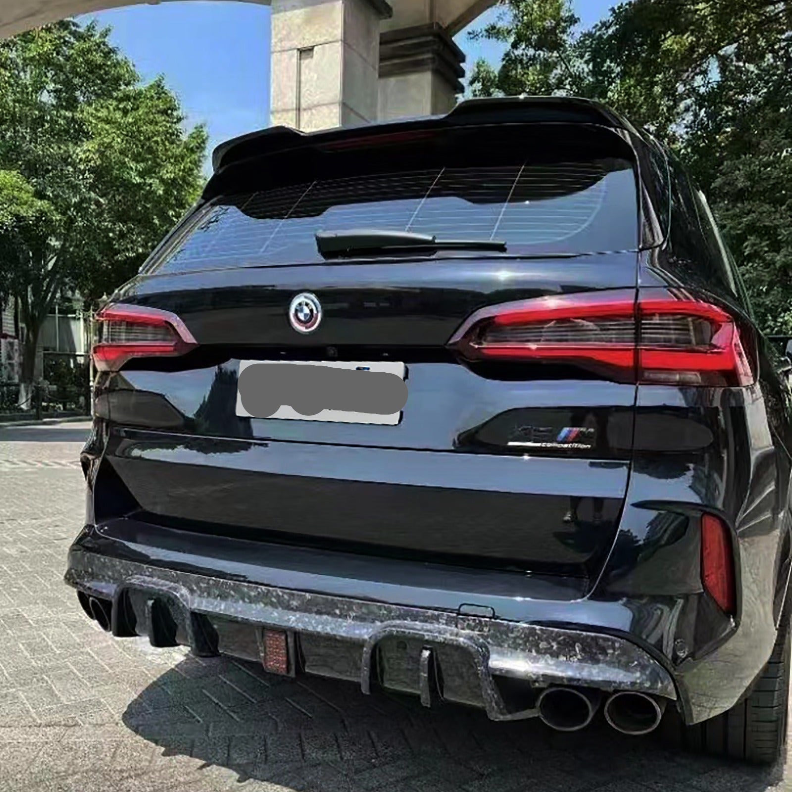 Carbon Fiber Rear Diffuser W/ Squared LED - BMW F95 X5M