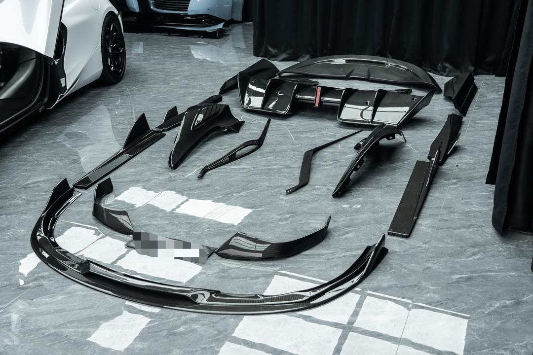 Carbon Fiber BS Style Aerodynamic Body Kit - McLaren 720s