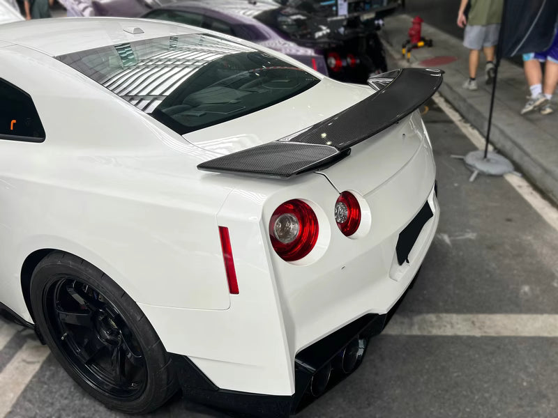 OEM Style Carbon Fiber Rear Trunk Spoiler Wing - Nissan GTR R35