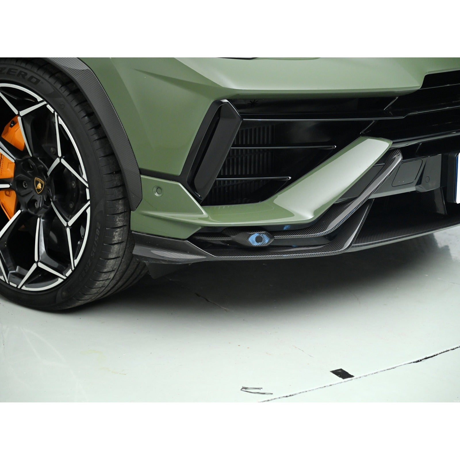Carbon Fiber Aero Body Kit - Lamborghini URUS S