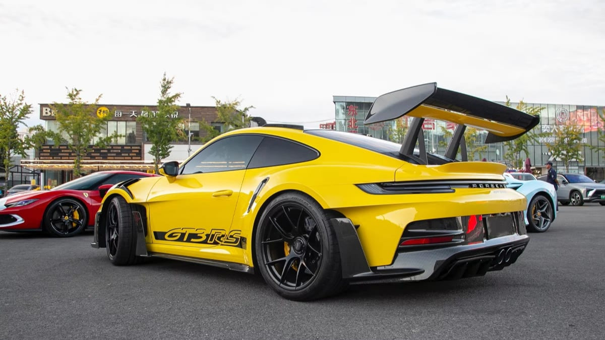 Carbon Fiber Complete Aero Kit  - 992 Porsche 911 GT3RS