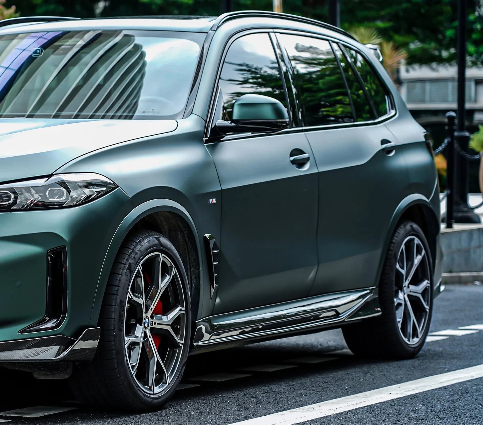 Carbon Fiber TK Side Skirts  - BMW X5 LCI G18 X5