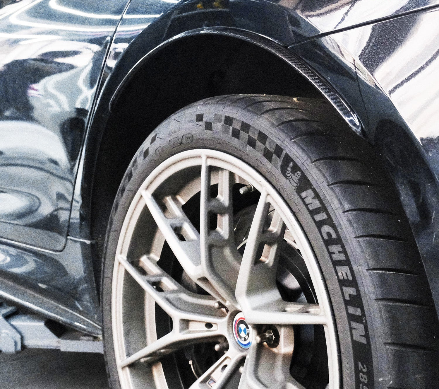 Carbon Fiber Wheel Arch fender Flare -BMW F90 M5