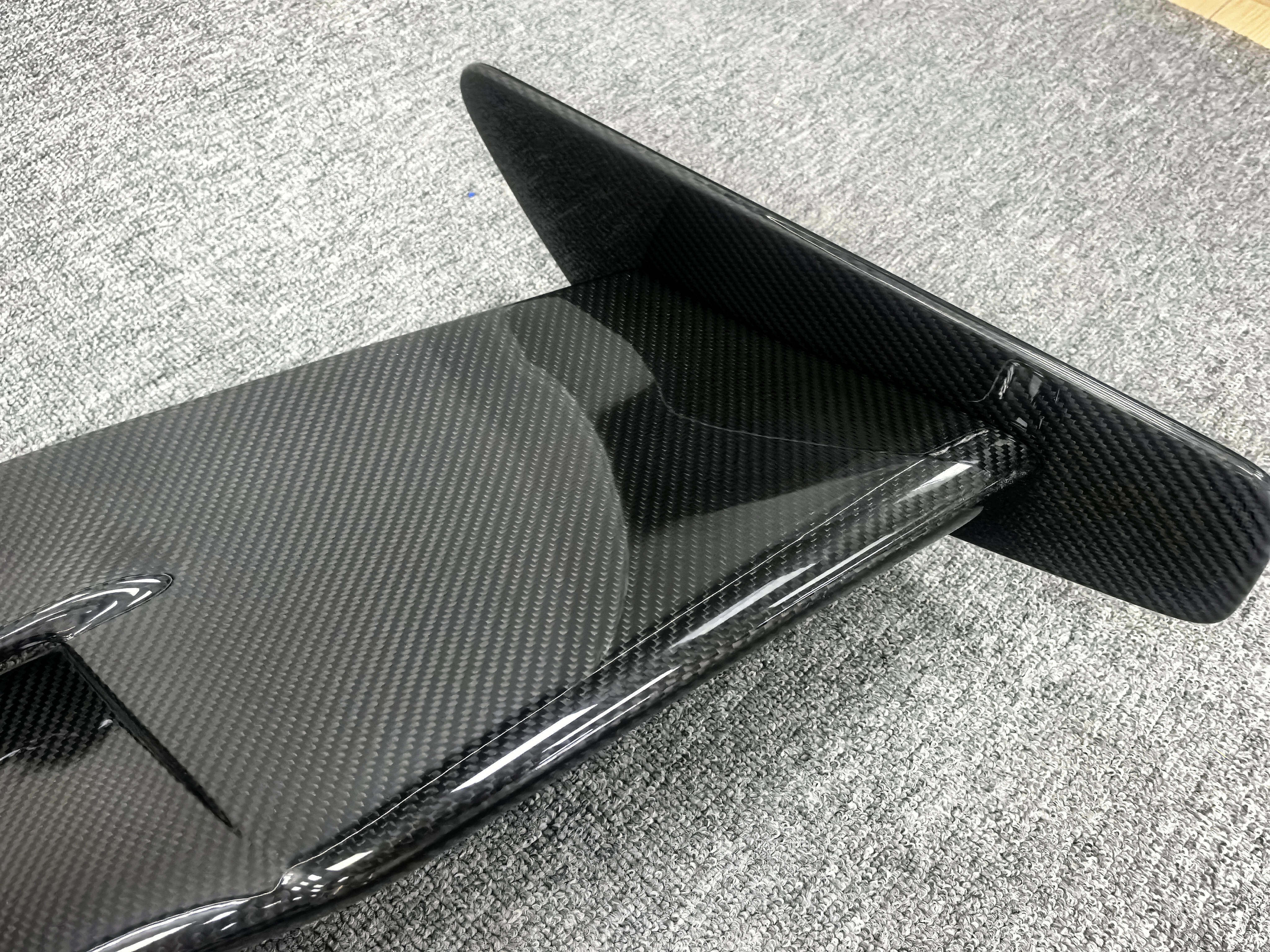 McLaren 720s/765LT Carbon Fiber Chassis Mount Wing
