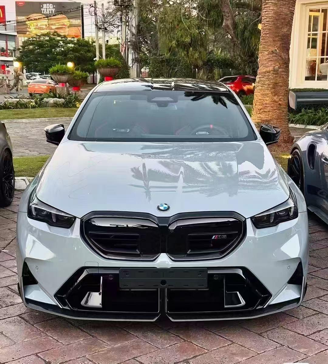 Prepreg Carbon Fiber MP Style Aero Body Kit - BMW G90/ G99 M5 2025+