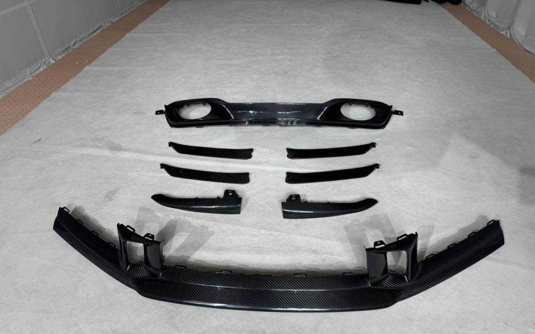 Carbon Fiber Aero Kit - Porsche 992.2 Carrera