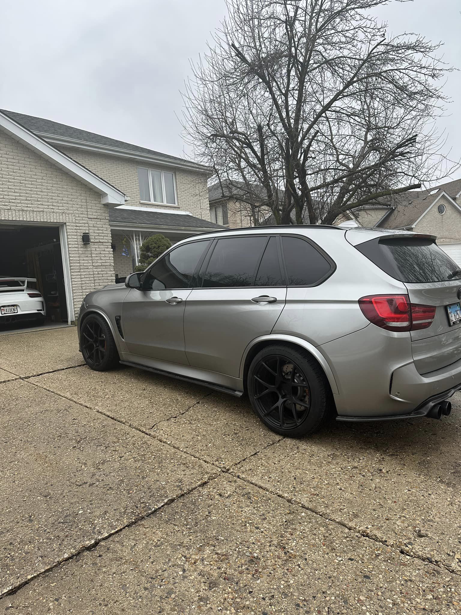 https://www.thecarbonindustries.com › products › 3d-style-carbon-fiber-side-skirts-bmw-f85-x5m-f86-x6m