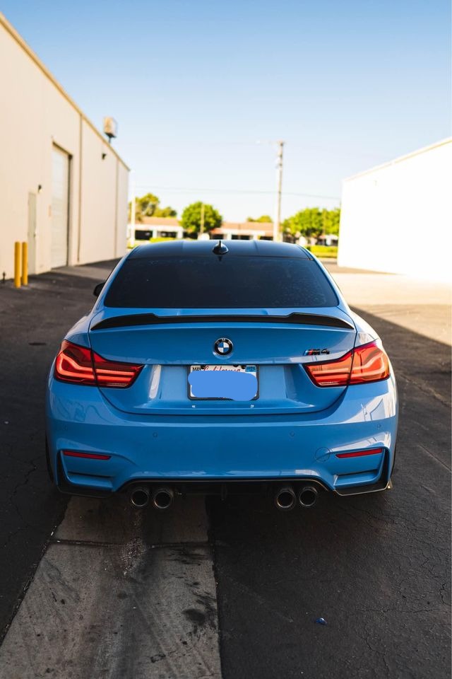 CS Style Carbon Fiber Trunk Spoiler - BMW F82 / F83 M4