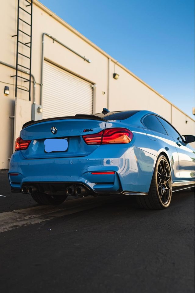CS Style Carbon Fiber Trunk Spoiler - BMW F82 / F83 M4