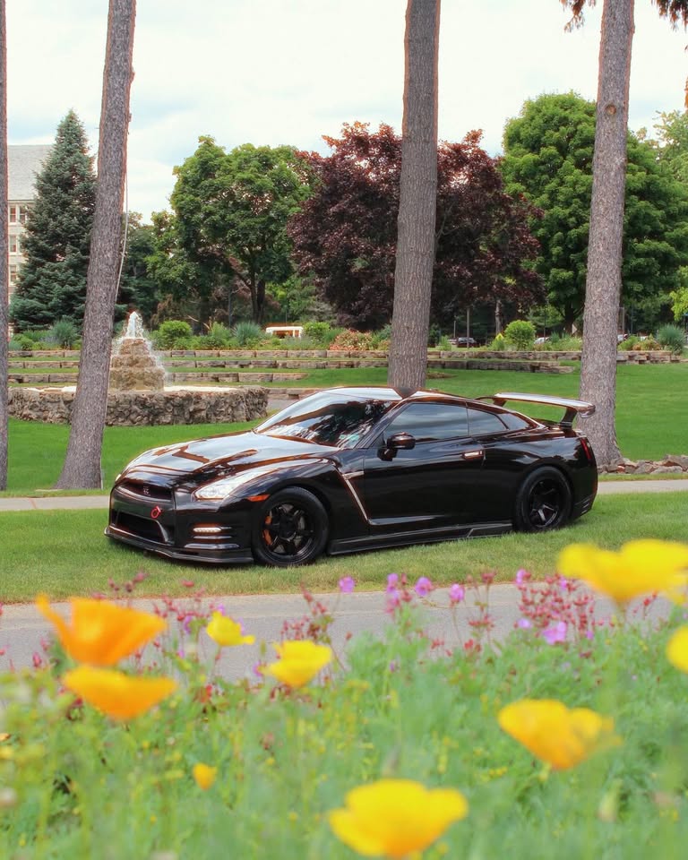Carbon Fiber Rear Trunk Spoiler Wing - 08-16 Nissan GTR R35