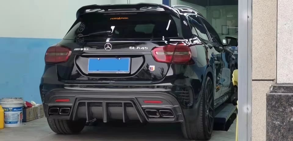 Carbon Fiber F1 Style with LED Light Rear Diffuser - Mercedes GLA X156