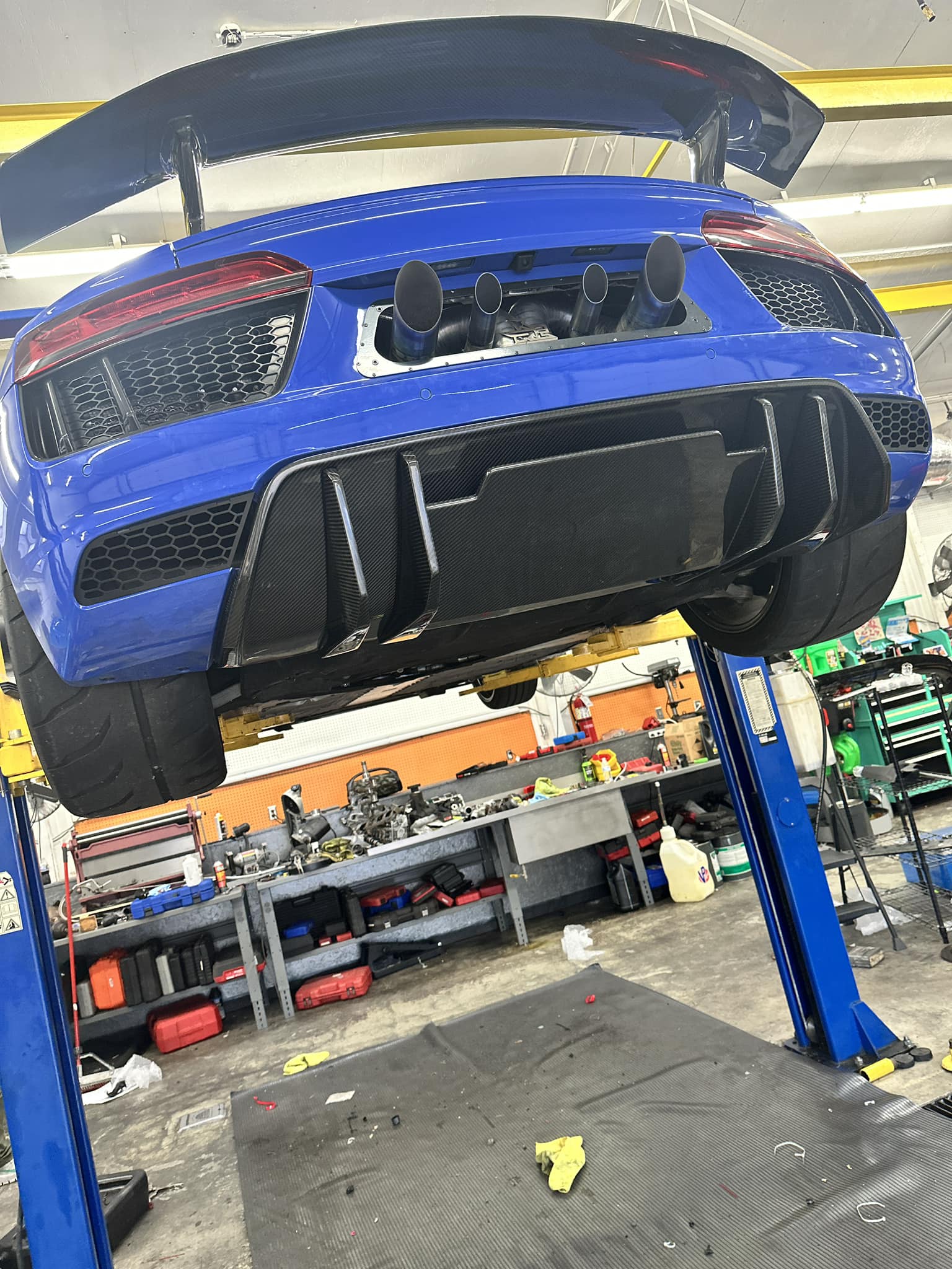 Carbon Fiber V-Style  Rear Diffuser - Audi R8