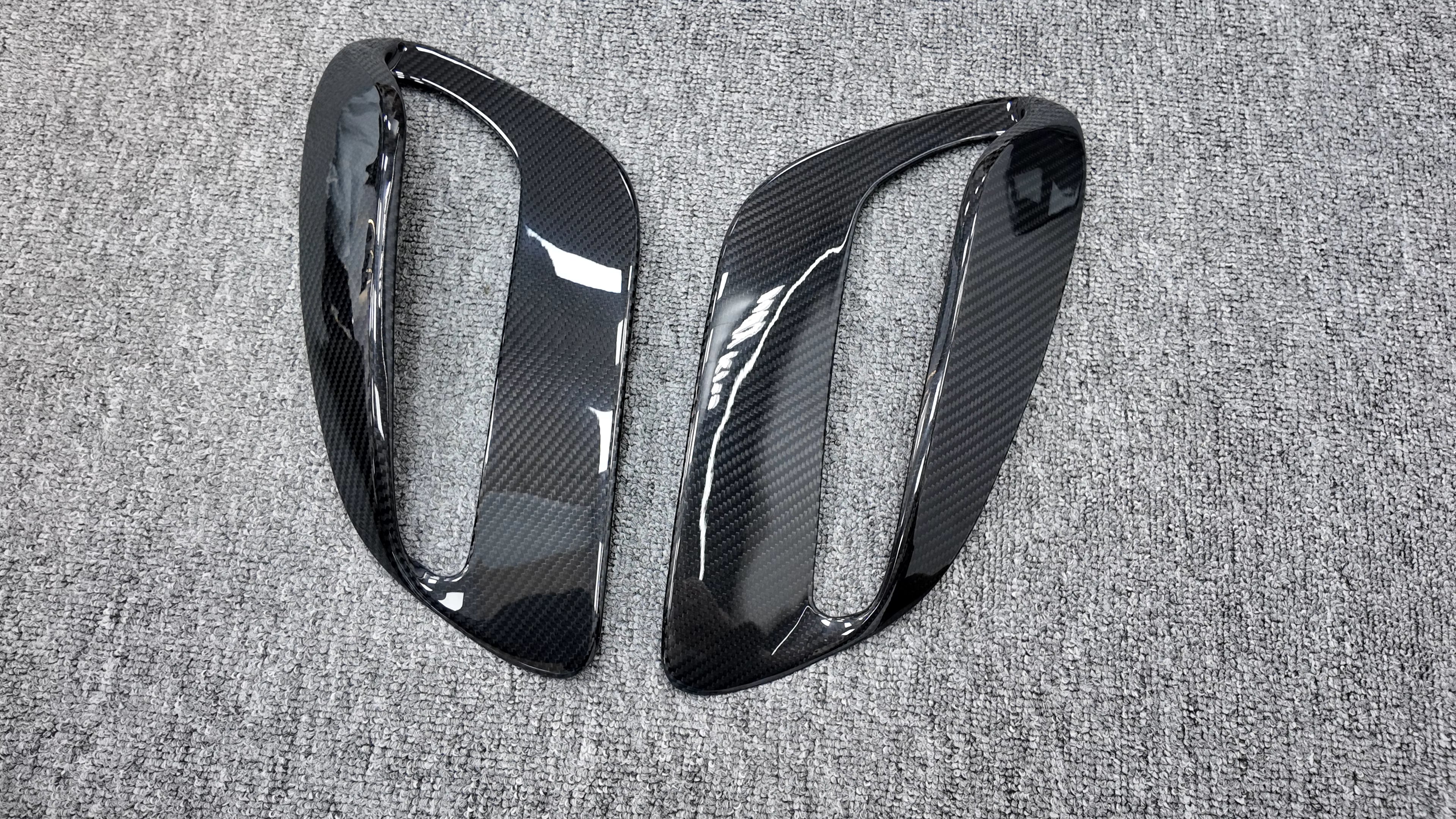 Dry Carbon Fiber Side Air Intakes - Porsche 911 992 Turbo S