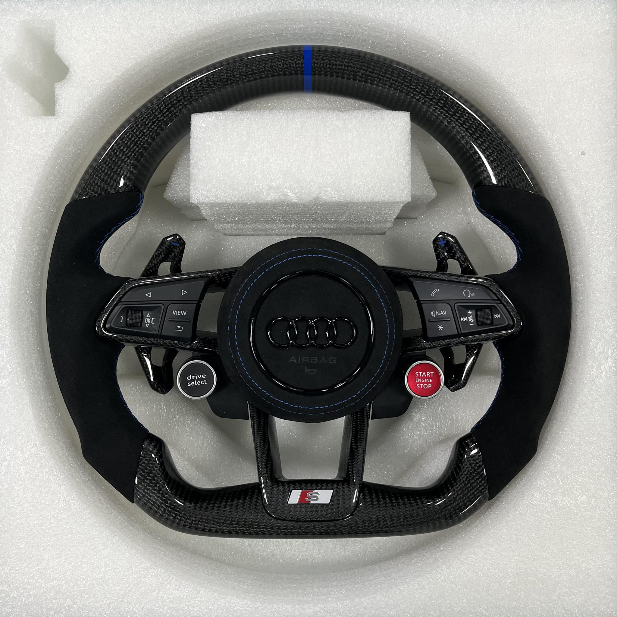Full Custom Steering Wheel - Audi R8 / TTRS