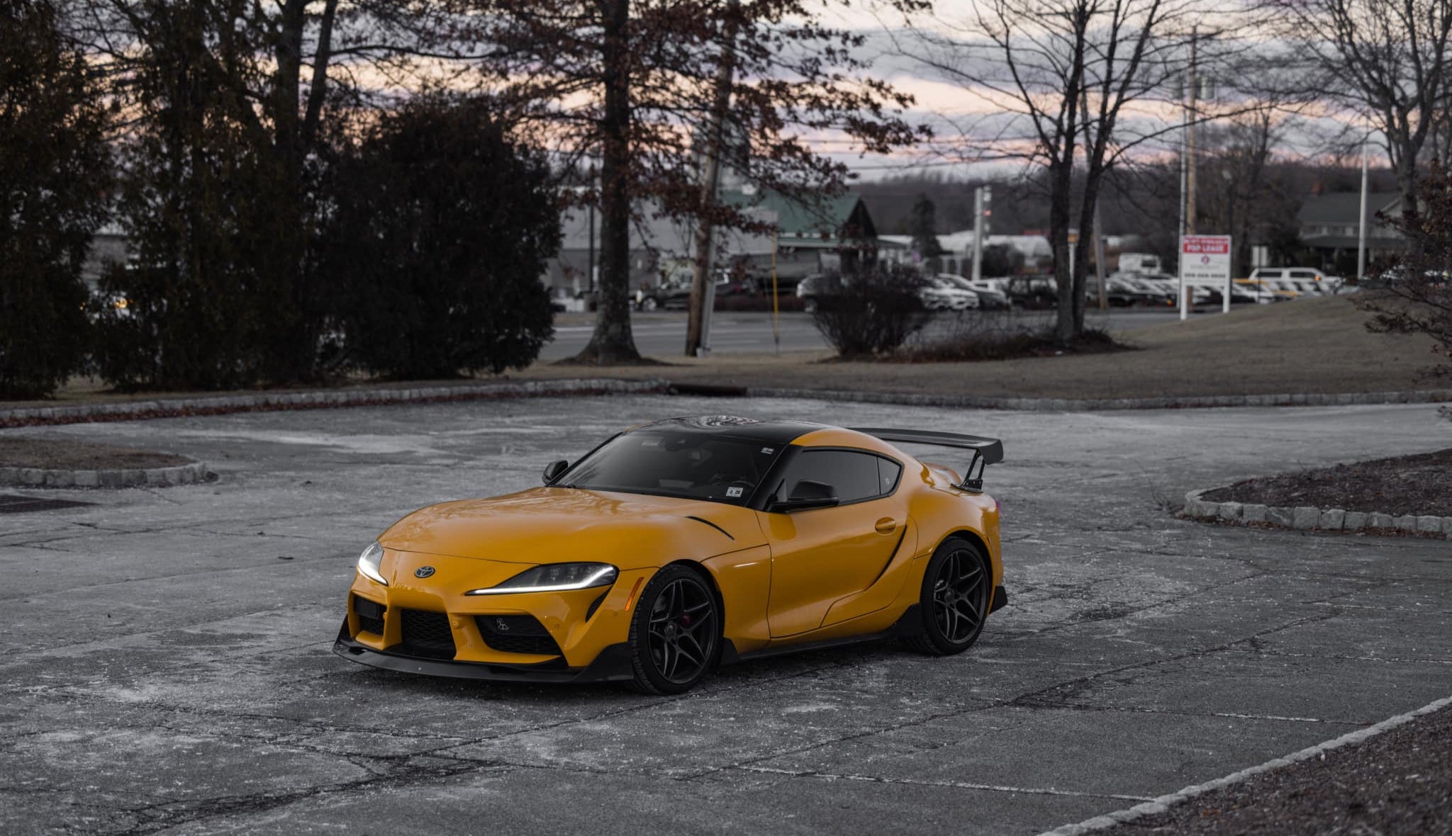 V Style V1 Carbon Fiber Rear Spoiler Wing -  Toyota Supra GR A90 A91 MK5