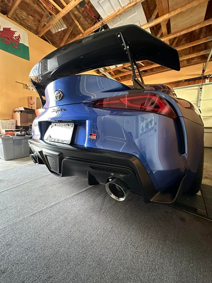 V Style V1 Carbon Fiber Rear Spoiler Wing -  Toyota Supra GR A90 A91 MK5