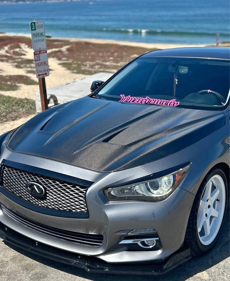 vented Carbon fiber Hood - 2014-2017 Infiniti Q50