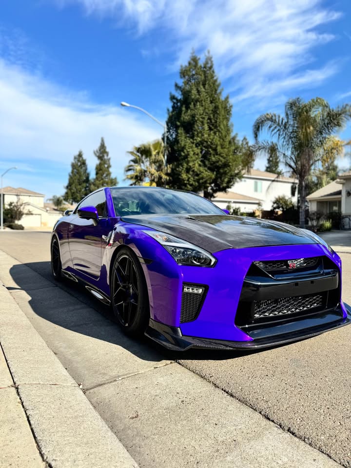 V Style Carbon Fiber Front Lip - Nissan GTR R35 2017-2021