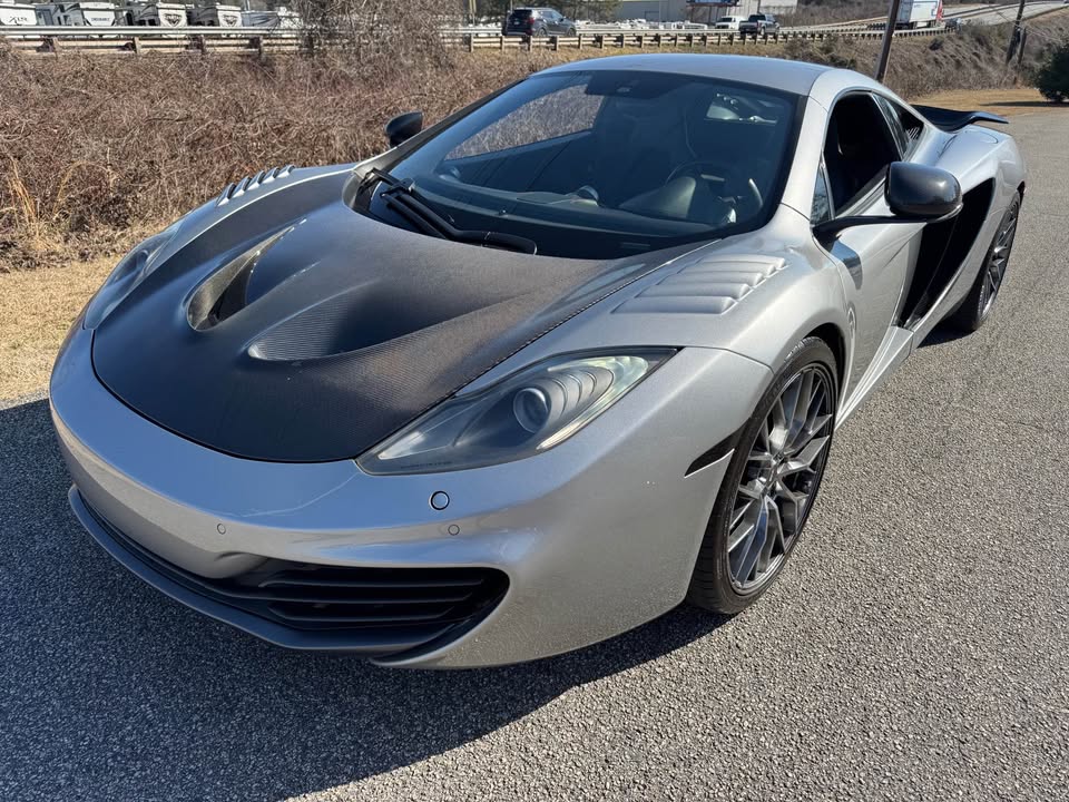 Carbon Fiber Vented Hood Bonnet - McLaren 570s/570GT/540C/600LT