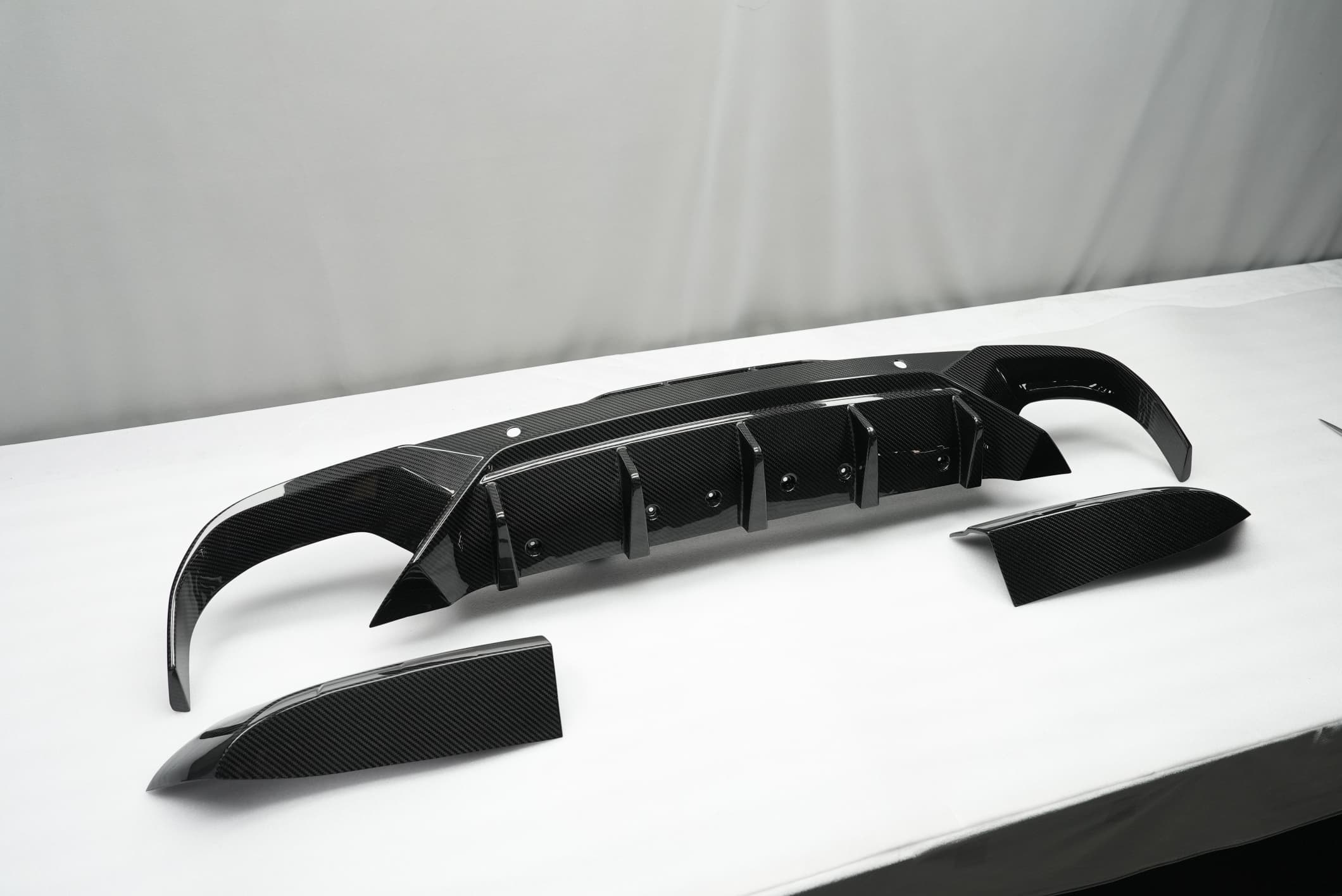 Prepreg Carbon Fiber Full Aulena Aero Body Kit - BMW X6M