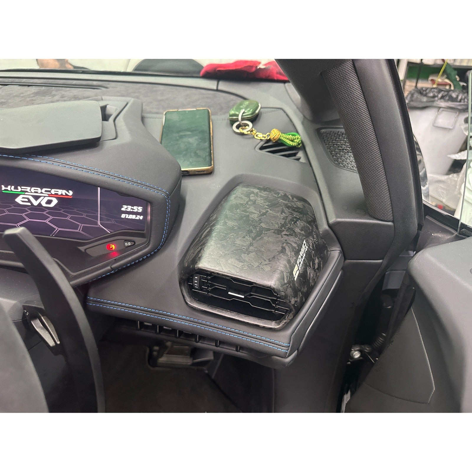 Dry Carbon Fiber Air Vent AC Trims - Lamborghini Huracan