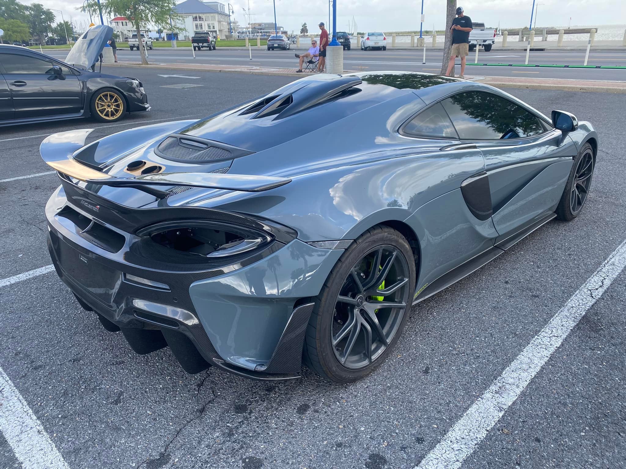 Carbon Fiber Roof Scoop vent - McLaren 540C/570GT/570S/600LT