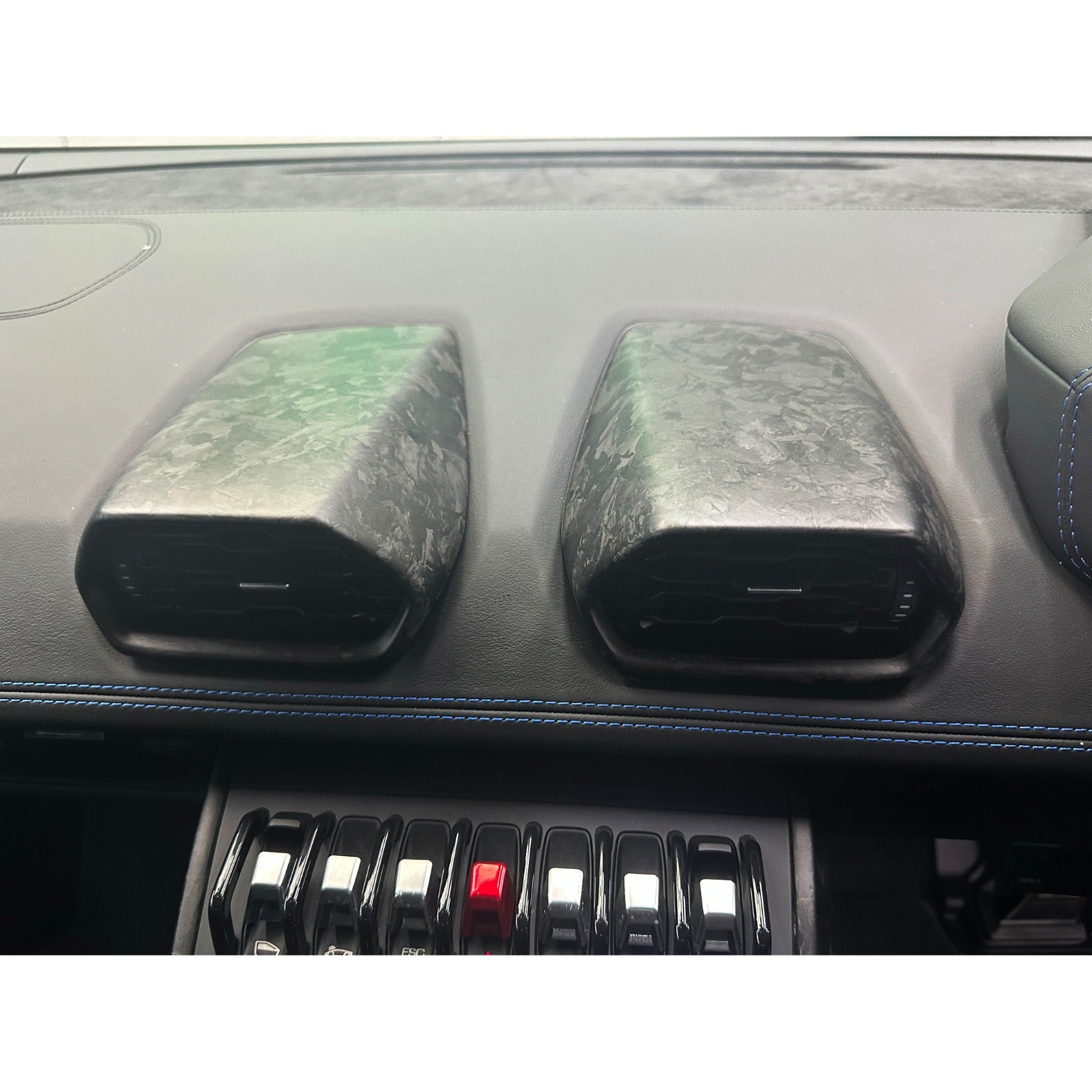 Dry Carbon Fiber Air Vent AC Trims - Lamborghini Huracan