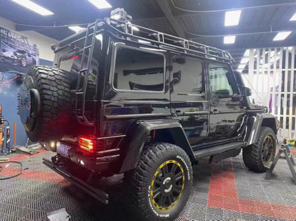 Carbon Fiber Fender Flare Replacement set - Mercedes Benz W463 4x4