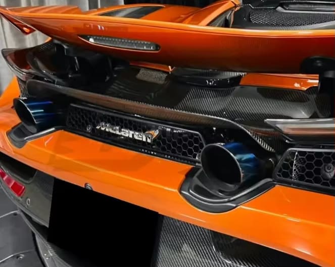 McLaren 720s Dry Carbon Fiber Exhaust Insulation Board Tailpipe Shield Cover