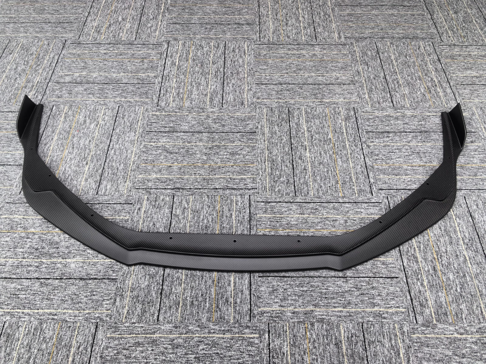 Carbon Fiber Front Splitter Lip - Lamborghini Huracan STO