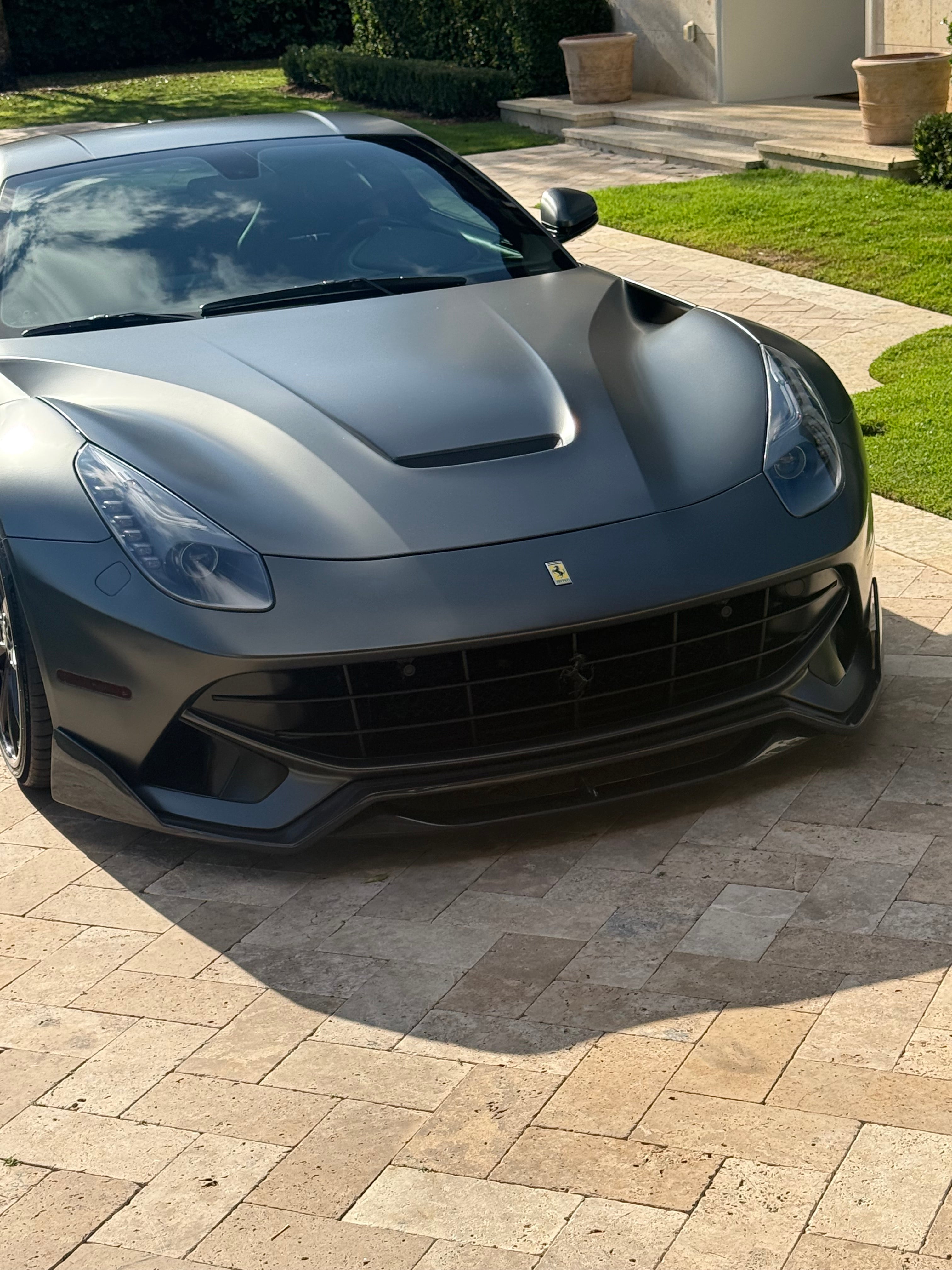Carbon Fiber Aero Body Kit - Ferrari F12