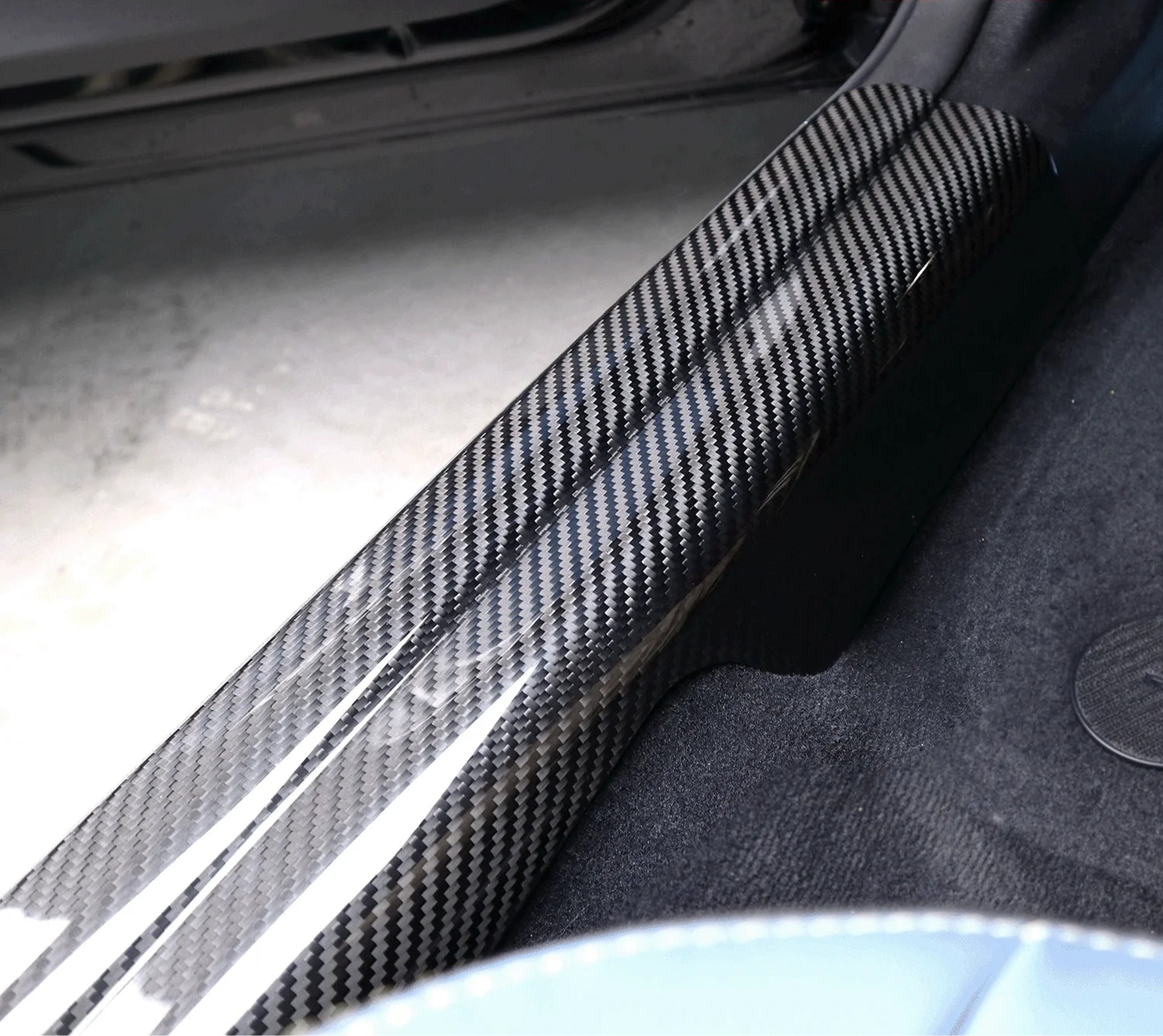 Carbon Fiber Door Sill - BMW G87 M2 G42 2 Series