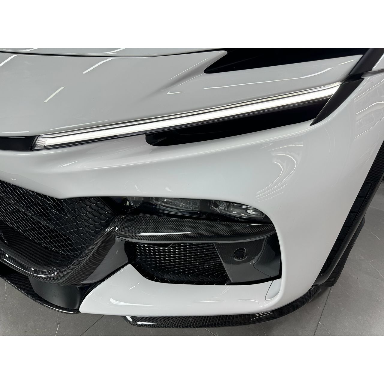 Carbon Fiber Aero Body Kit - Ferrari purosangue