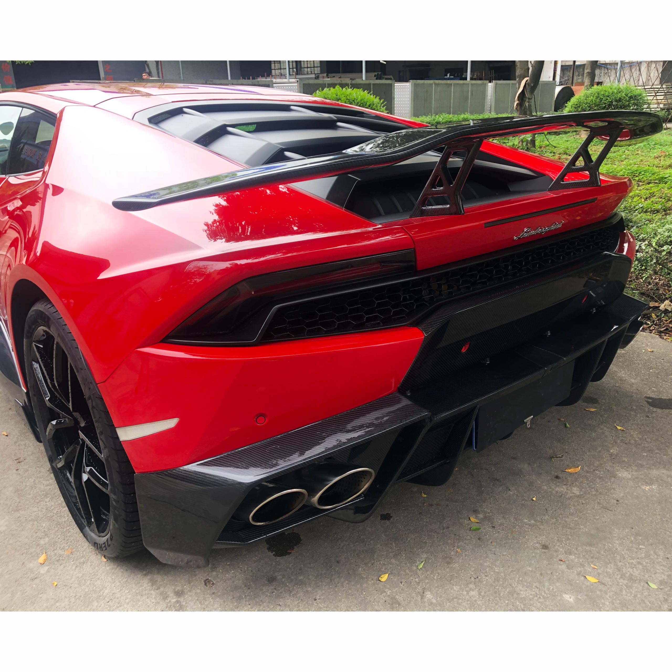 Carbon Fiber M Style Rear Diffuser - Lamborghini Huracan