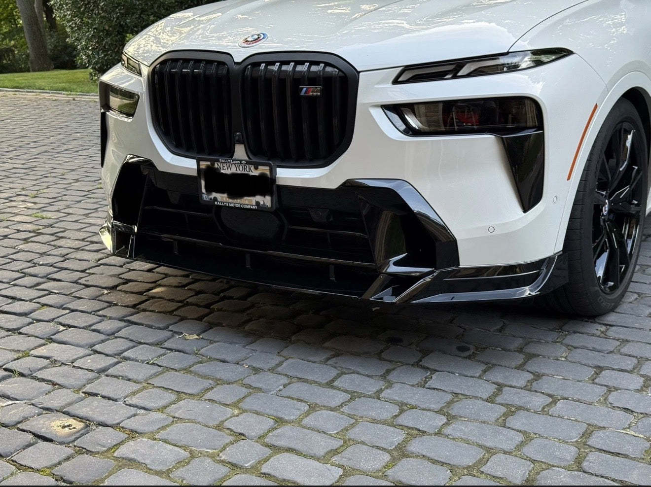 Gloss Black Aero dynamic Body Kit - BMW X7 G07