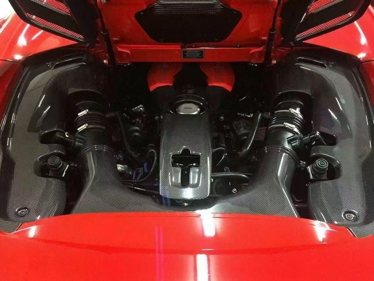 Dry Carbon Fiber Engine Bay Cover Set - Ferrari 488 GTB coupe spider