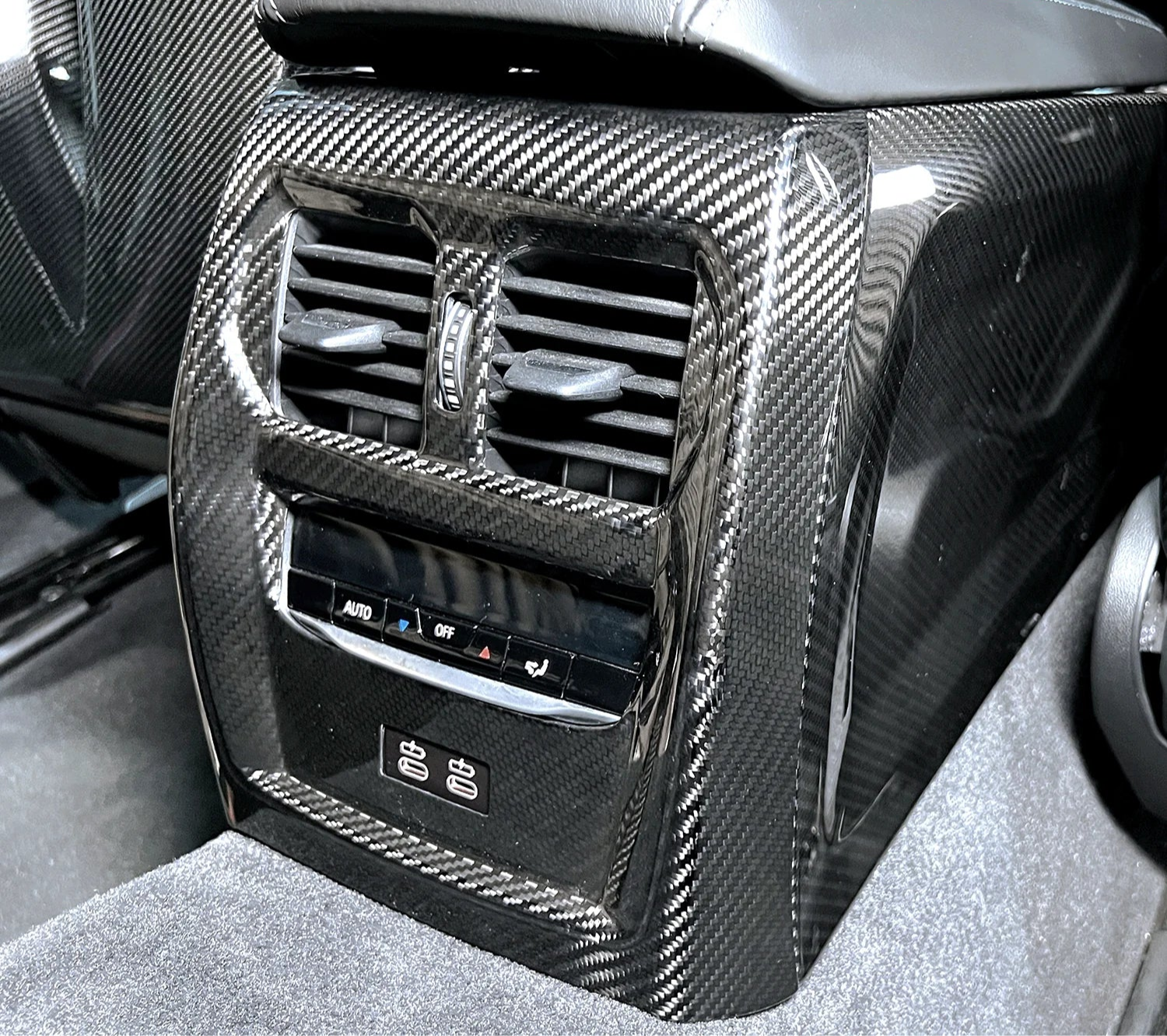 Carbon Fiber Rear A/C Vents Cover - BMW G80/G81/G82/G83/G87