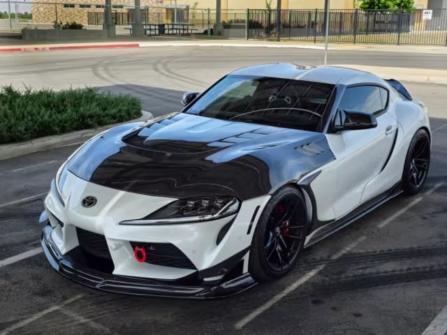 Carbon Fiber vented VRS Style Hood - Toyota Supra A90/A91