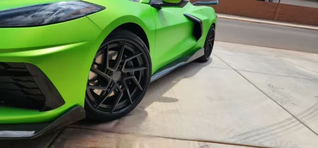 Carbon Fiber Side Skirts - Chevrolet Corvette C8