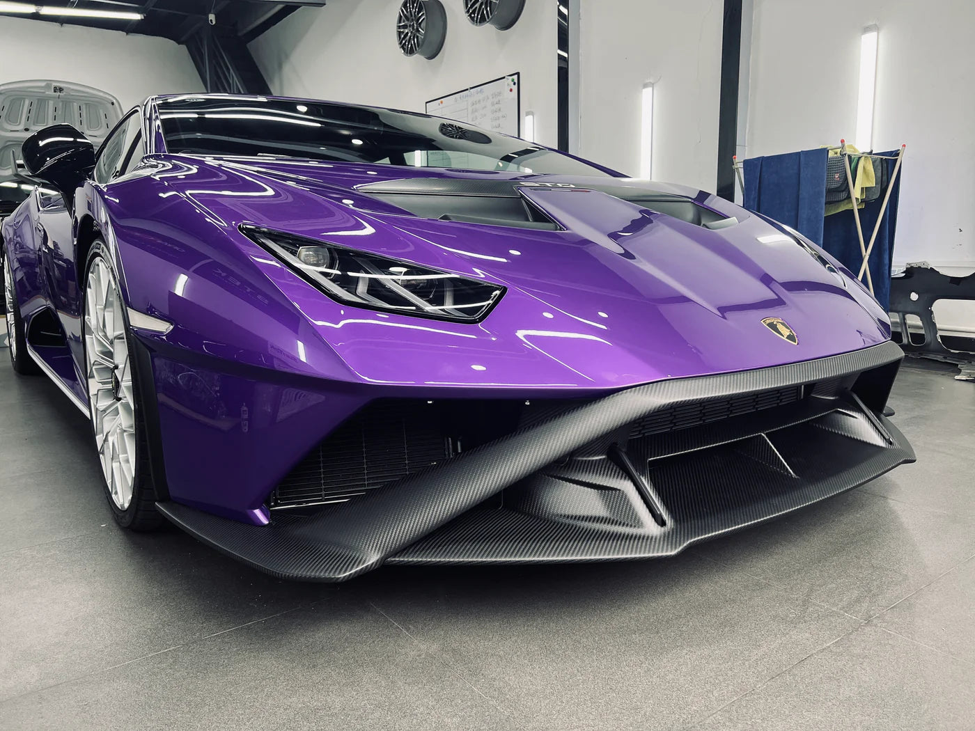 Lamborghini Huracan STO Carbon Fiber Front Bumper Upper Front Lip