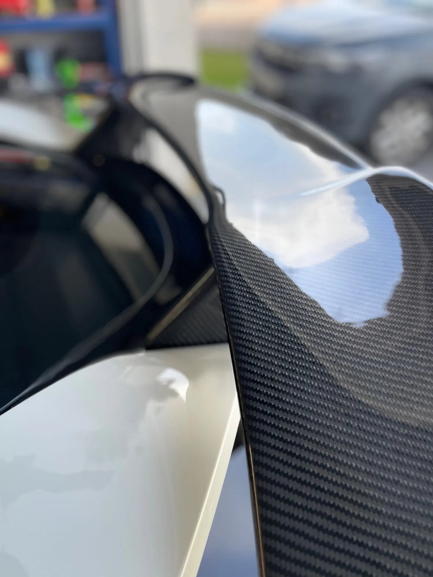V2 Carbon Fiber Trunk Spoiler Wing - BMW i8