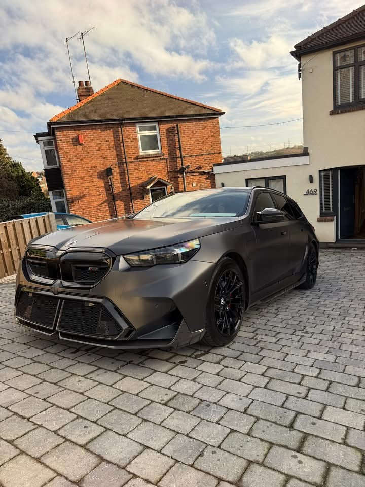 Prepreg Carbon Fiber MP Style Aero Body Kit - BMW G90/ G99 M5 2025+
