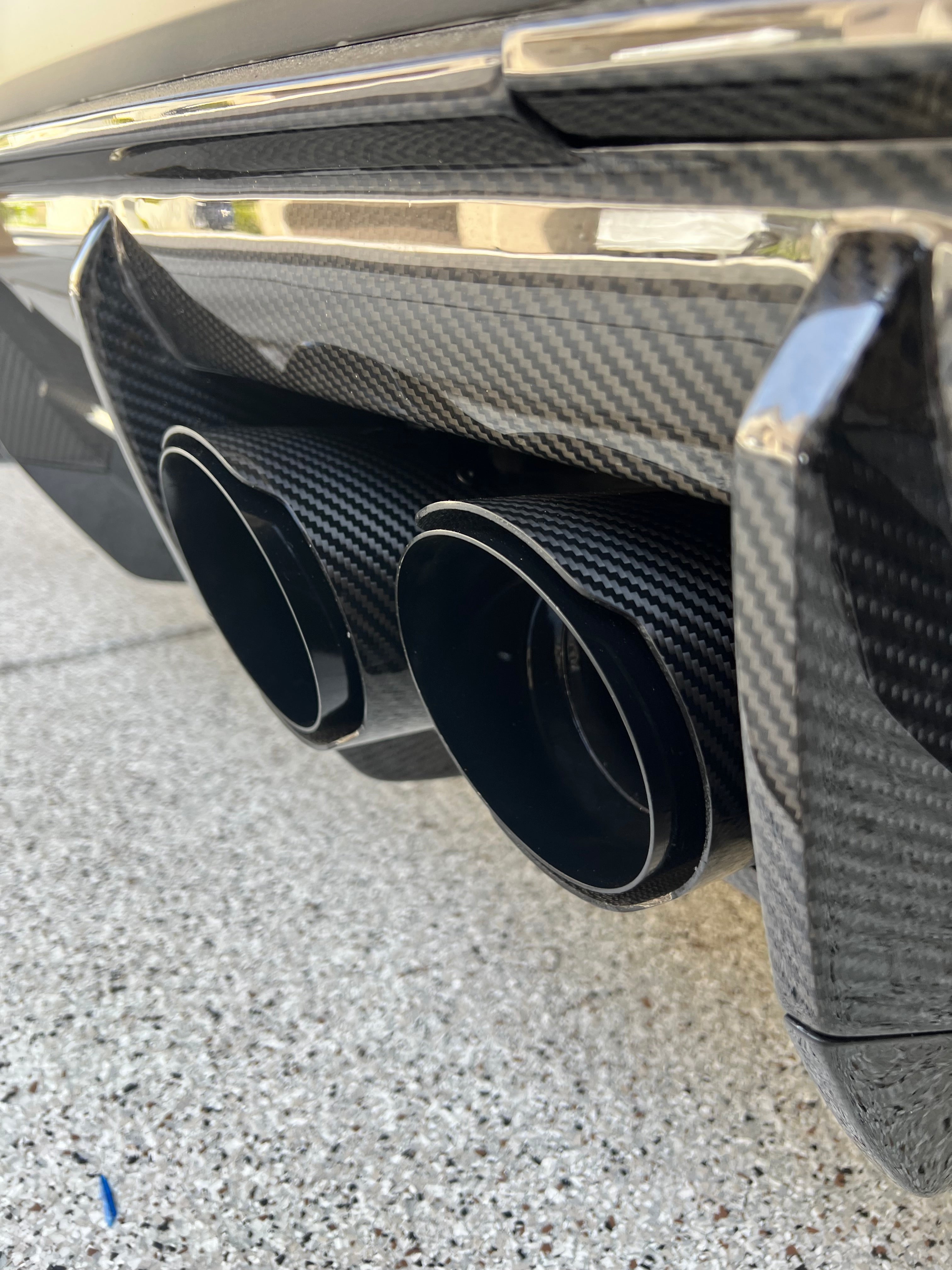 Universal Carbon Fiber Exhaust Tips