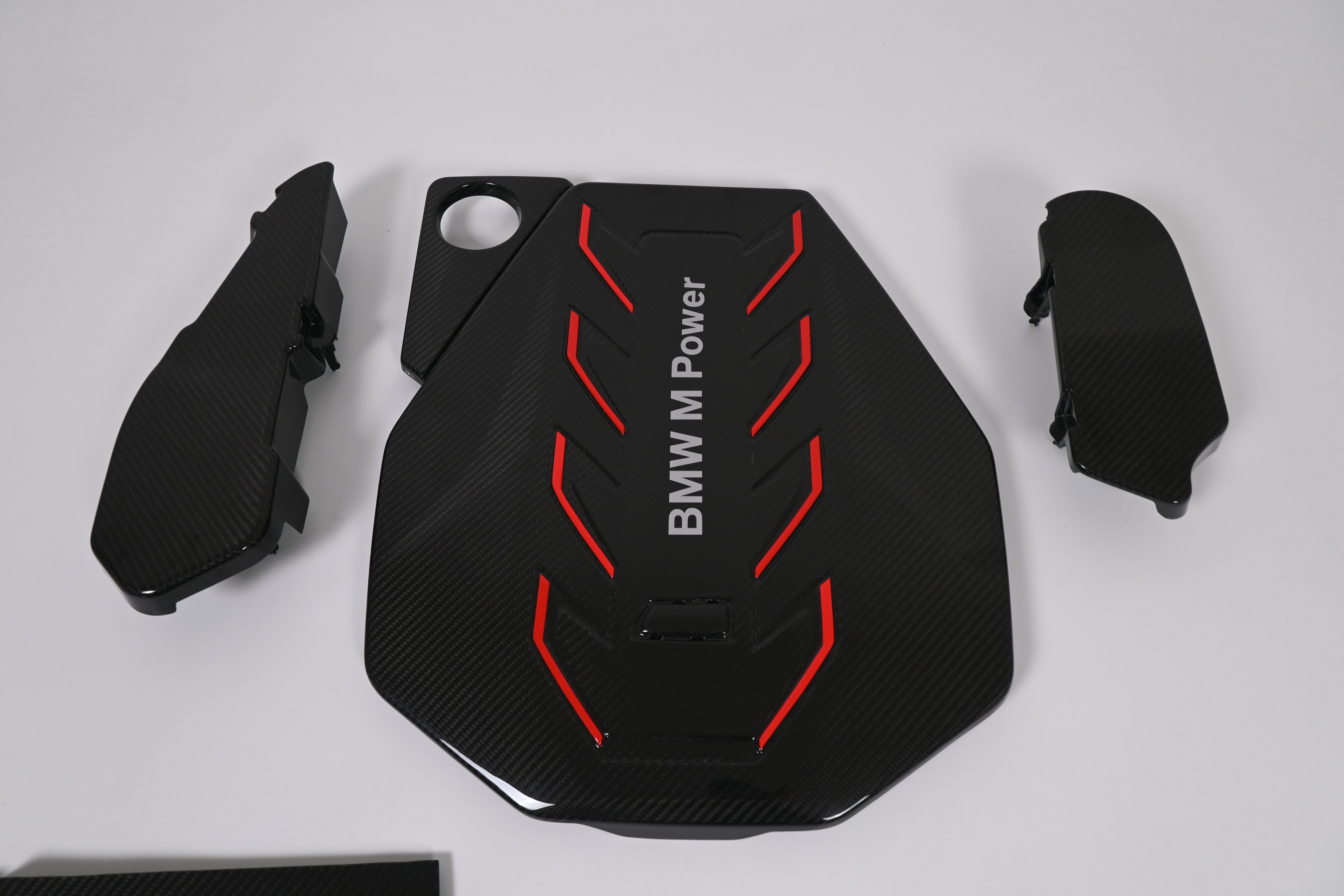 Carbon Fiber Engine Bay Cover Kit - BMW G90 M5
