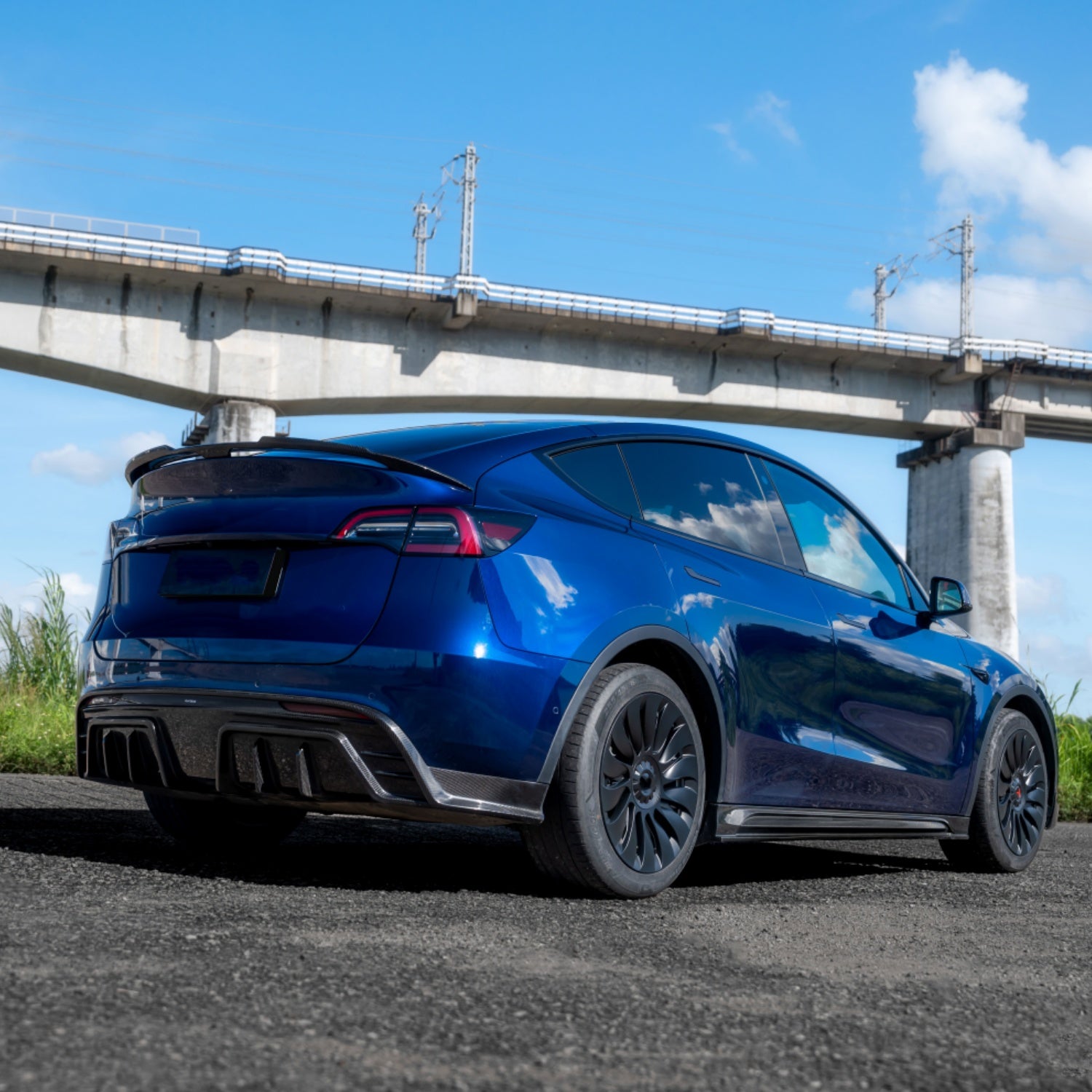 Carbon Fiber Aero kit - Tesla Model Y prelci