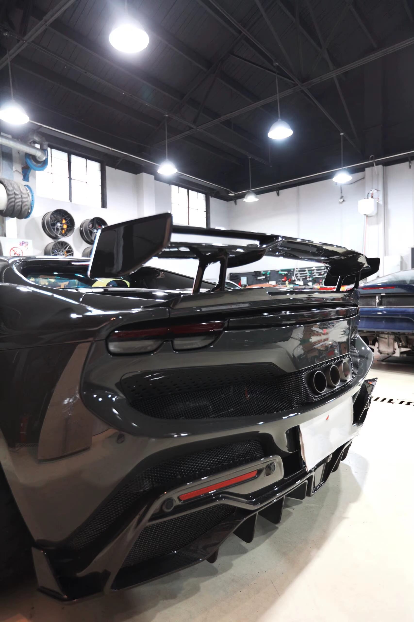 Prepreg Carbon Fiber Rear Spoiler Wing - Ferrari 296